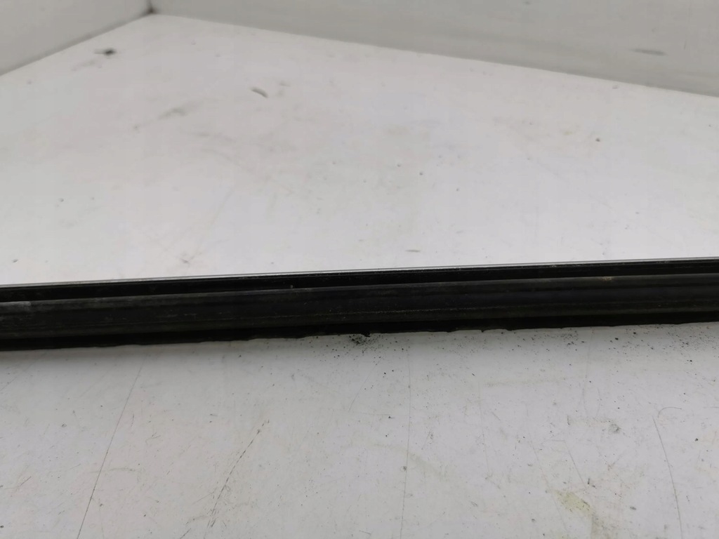 фото №8, Chrysler grand voyager v 2011 молдинг скло двері розсувних