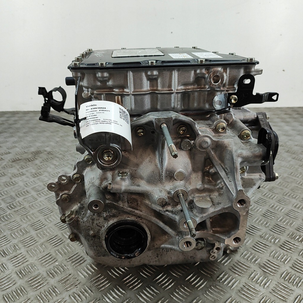 фото №3, Toyota bz4x 2024 двигатель