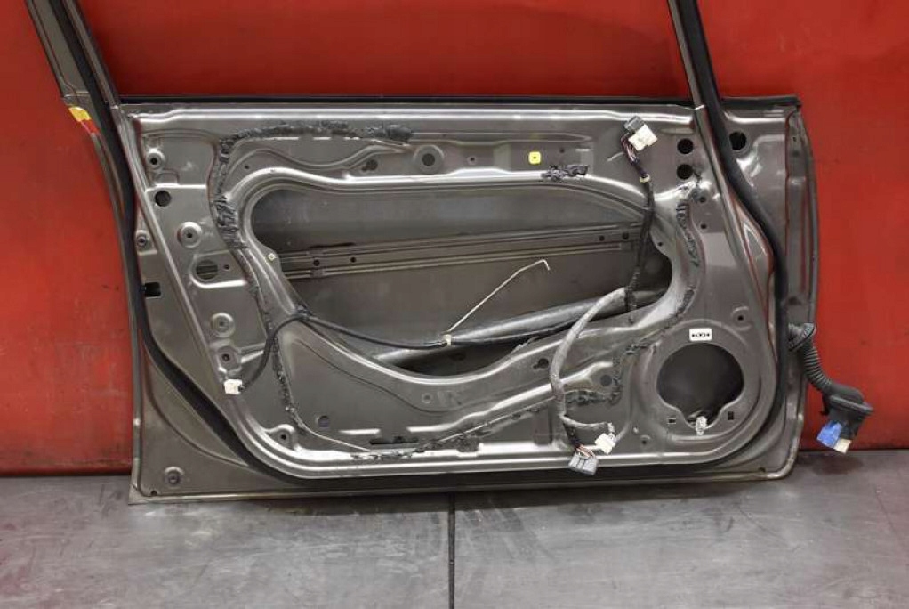 Дверь левая перед передние серые honda civic 8 viii sedan 05-08 с Разборки
