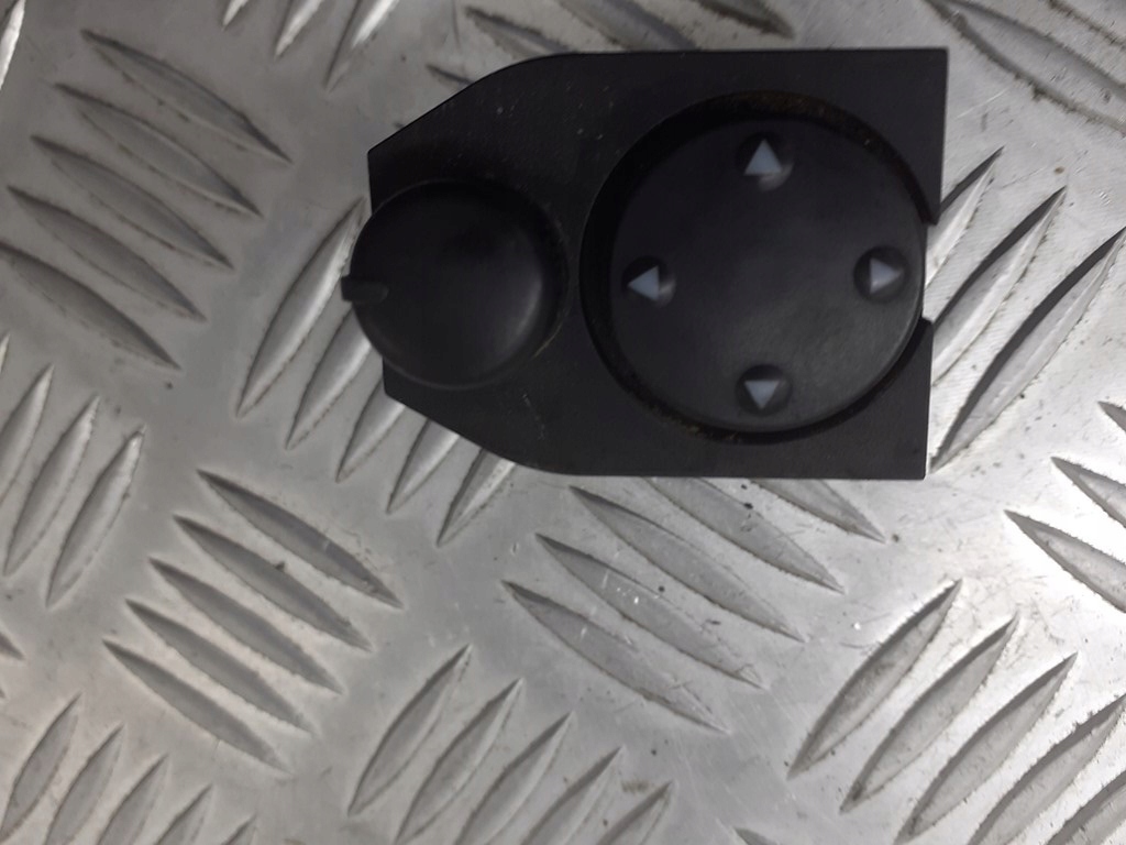 фото №1, Pannel складывания зеркал audi a3 8l 8d0959565b