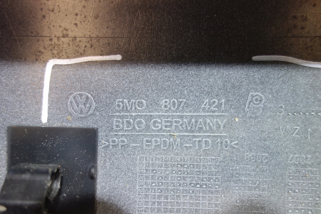 фото №9, Бампер задняя vw golf v 5 + plus 05-08 5m0 5m0807421