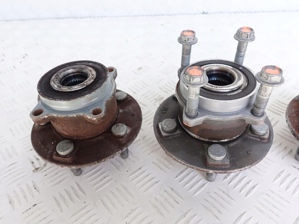 фото №2, Tesla x s підшипник ступиця задня задні