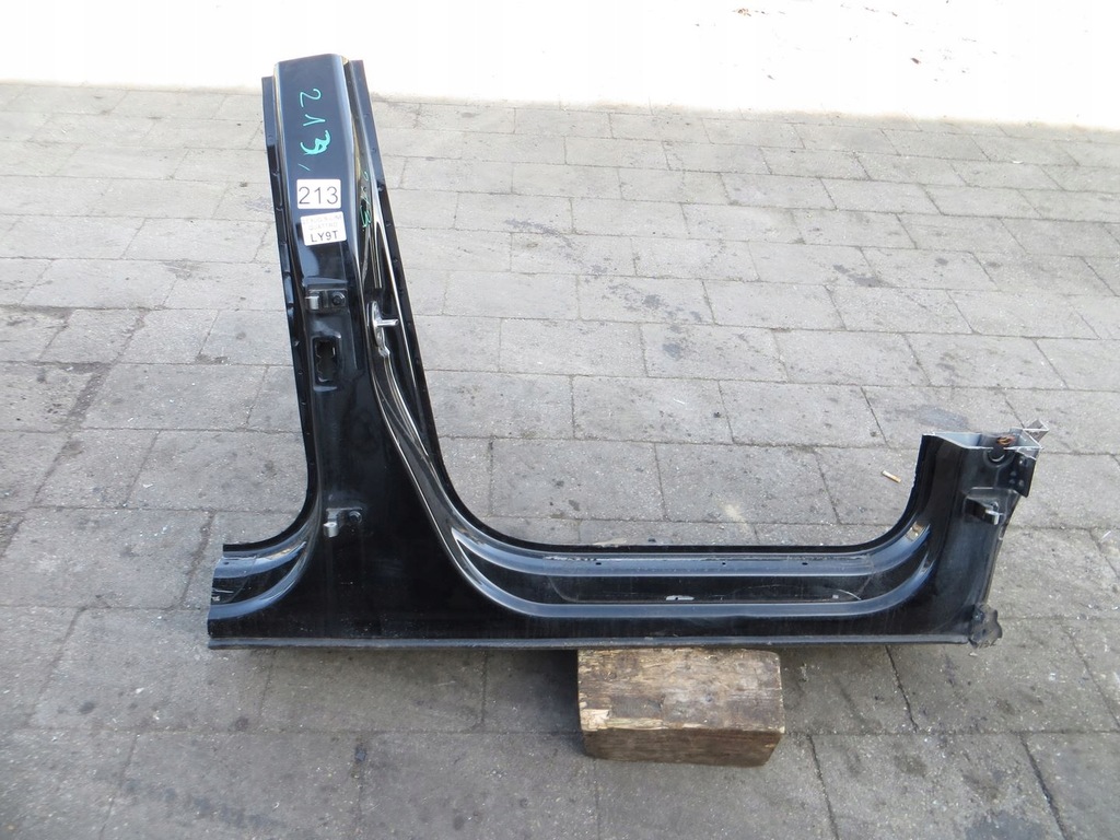 фото №1, Audi q3 8u поріг блок двигуна правий 11-