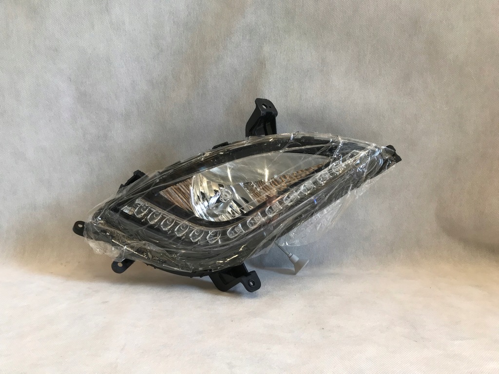 фото №1, Hyundai i20 lift 12-14 противотуманная фара правый