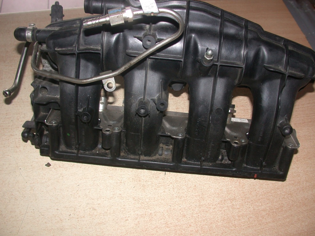 фото №1, Audi 2.0tfsi колектор всмоктуючий 06f133601p регулятор