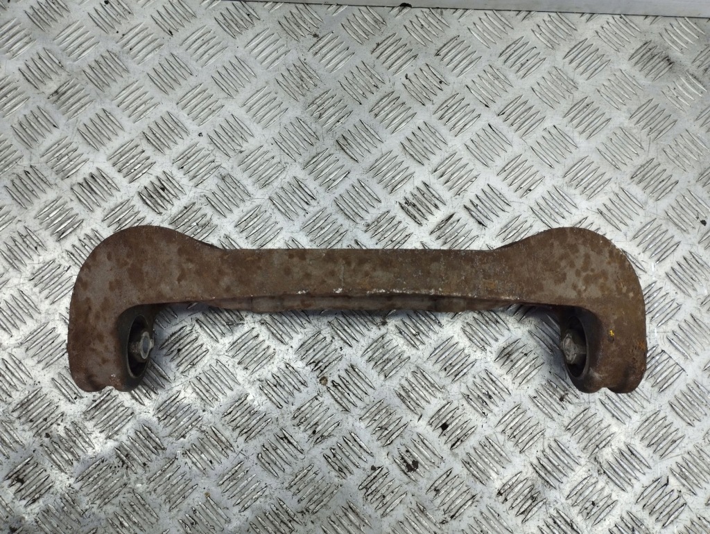 Maserati quattroporte 2010 кронштейн заднього диференціал 3455673 Київ