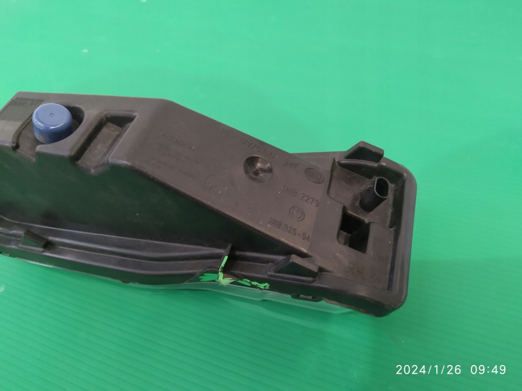 фото №11, Противотуманная фара led правый bmw g05 x5 g06 x6 g07 x7 7406366