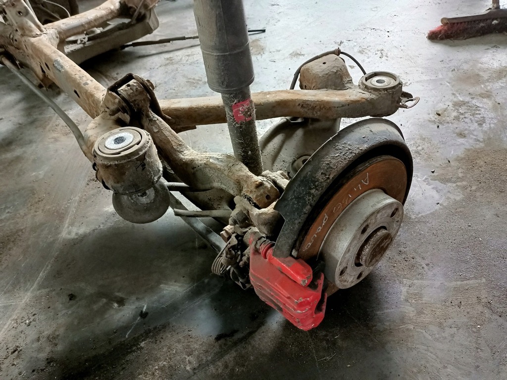 фото №5, Балка задня підвіска audi a4 b6