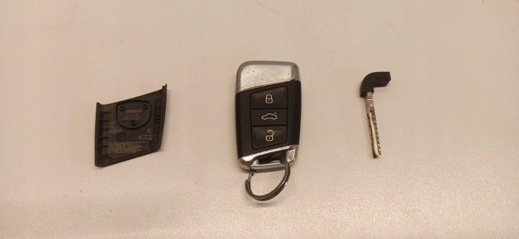 фото №1, Skoda kodiaq ключ pilot 3v0959752b