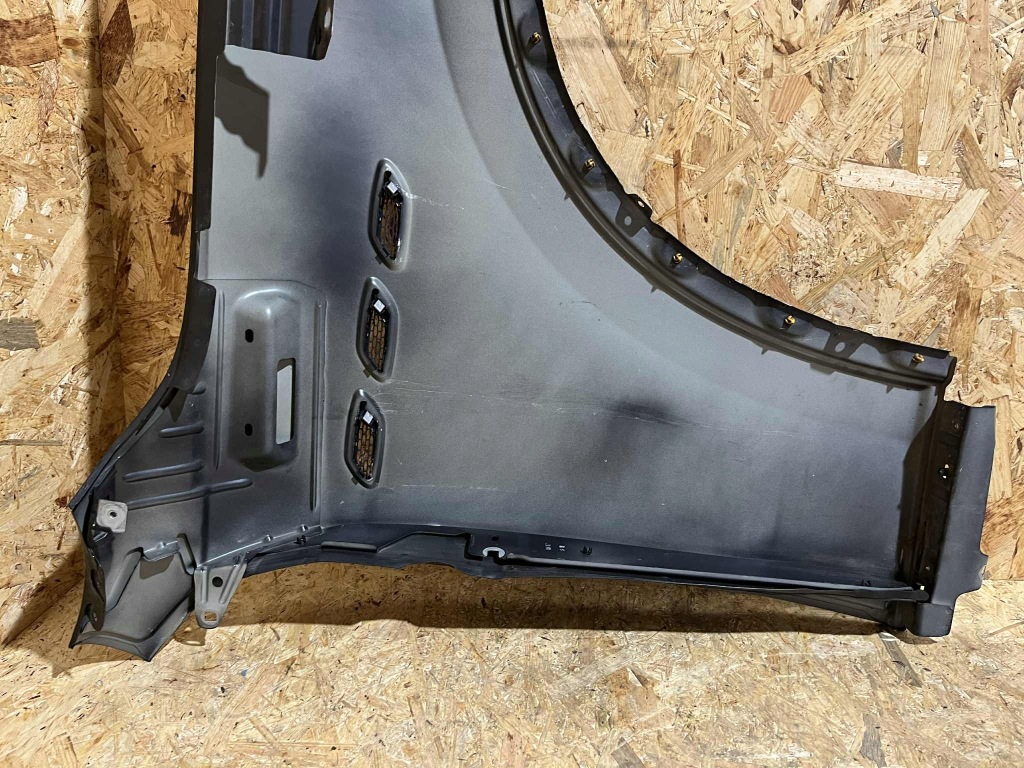 Крыло  перед передний левое  maserati levante 16- lak. 815/b оригинал Доставка