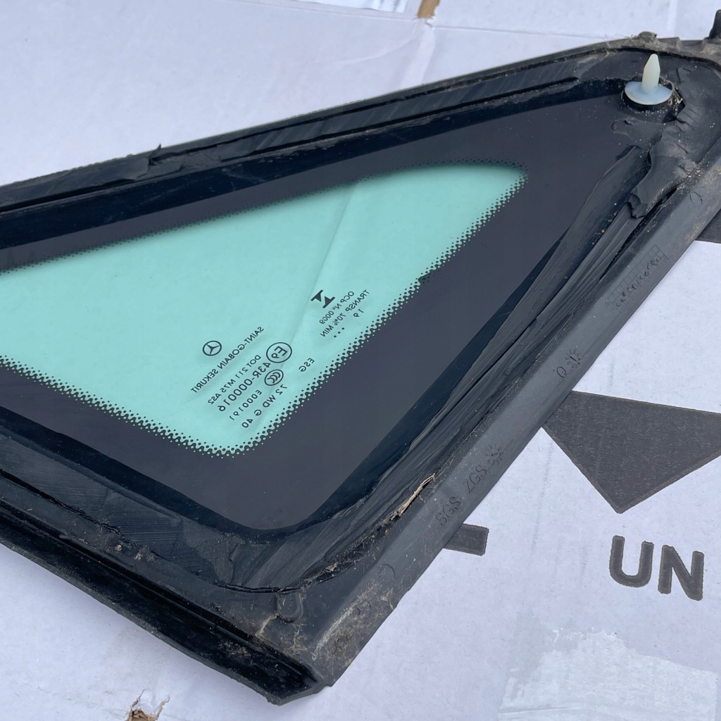 Mercedes w447 vito iii скло трикутник ліва лівий перед 2019r 19r Доставка