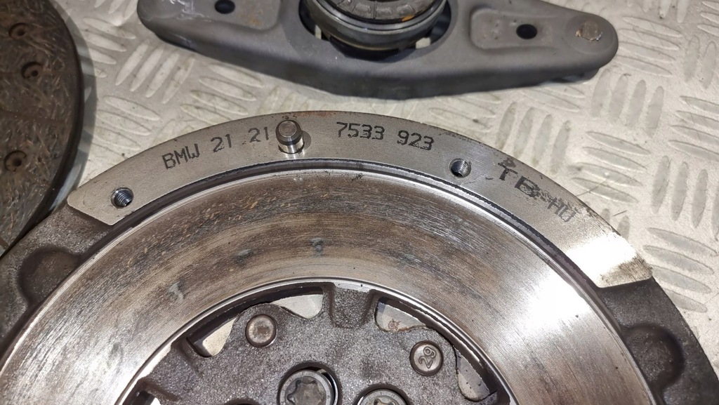 фото №8, Bmw e60 e61 525d 3.0 d 197km зчеплення колесо двомасовий маховик 7533923 kpl