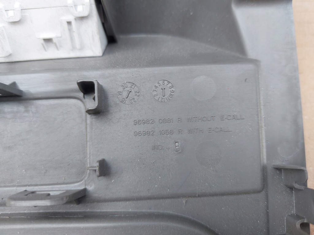 фото №5, Renault master iii лампа потолочный 969820881r 969821058r оригинальный номер