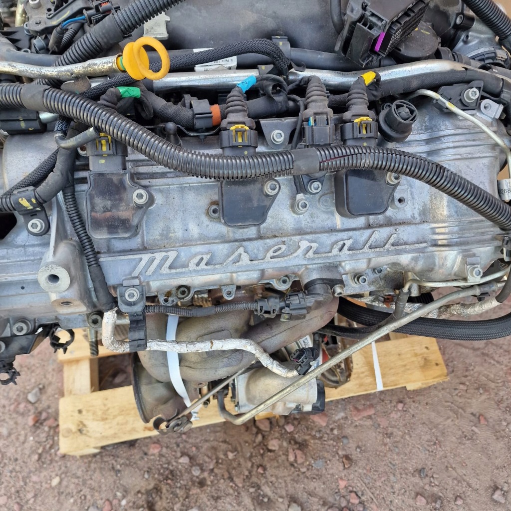 Maserati ghibli quattroporte levante 3.0 v6 biturbo двигун комплектний Недорого
