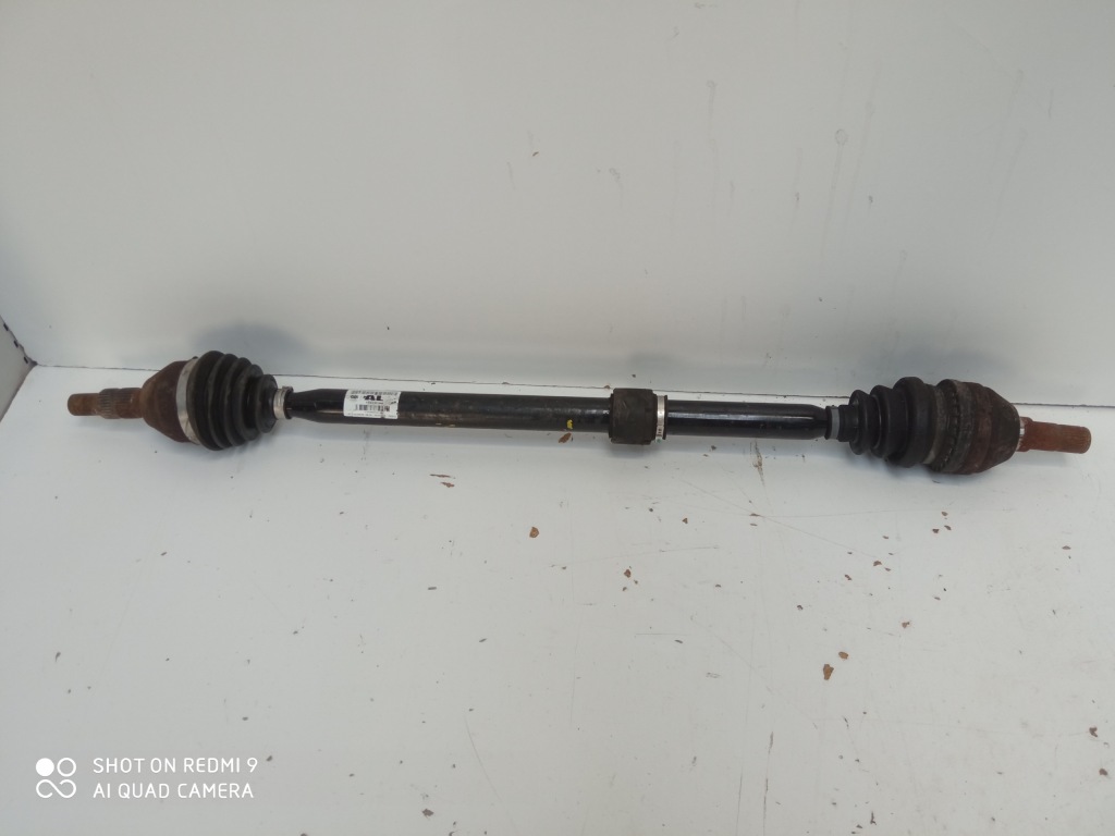 Купити Opel insignia a привідний вал права 13228196 al 1.6 1.8