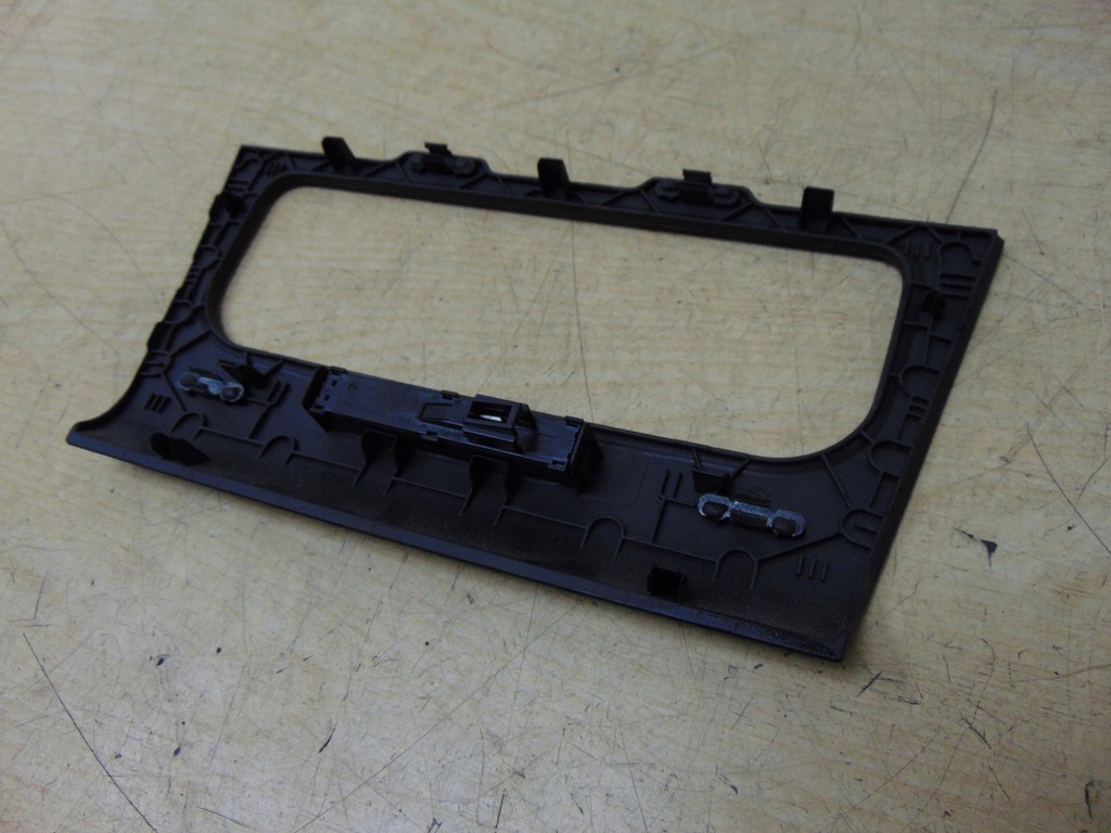 фото №11, Рамка панель консоли vw golf vi 5k0858069p