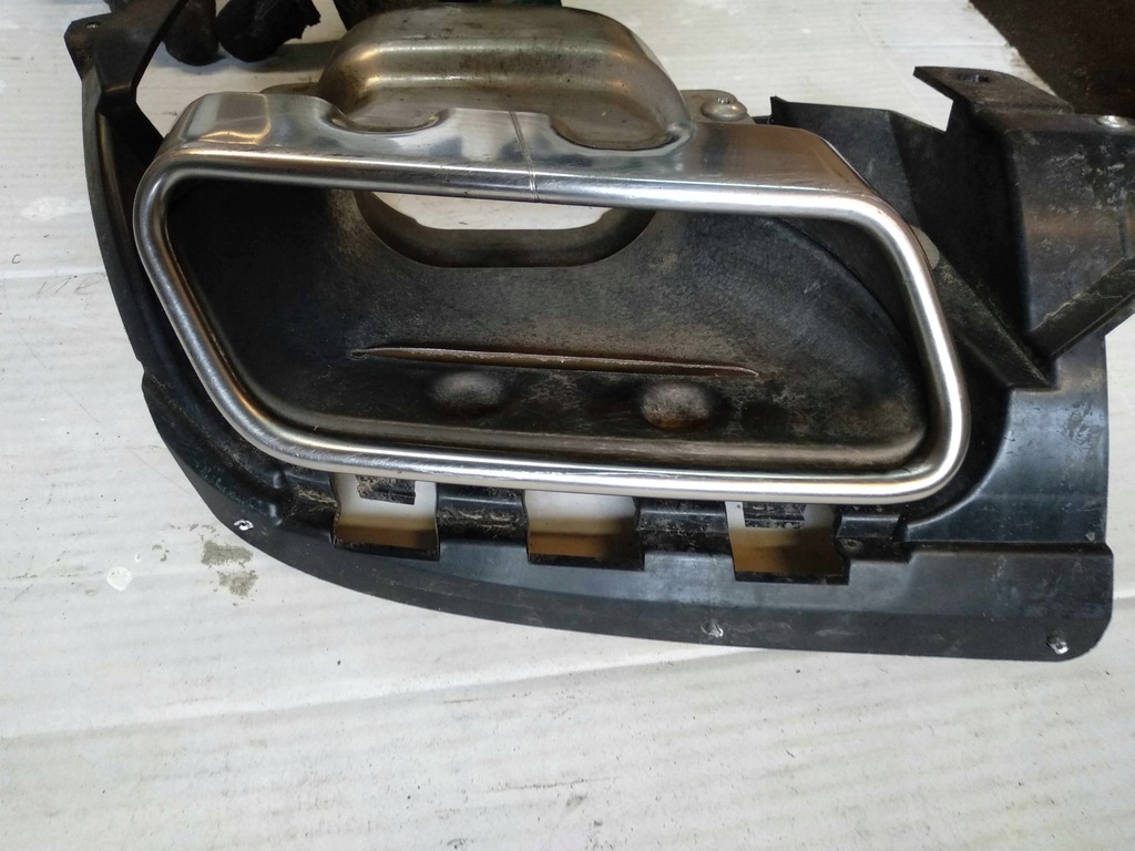 фото №1, Mercedes sl r231 наконечник выхлоп правая amg