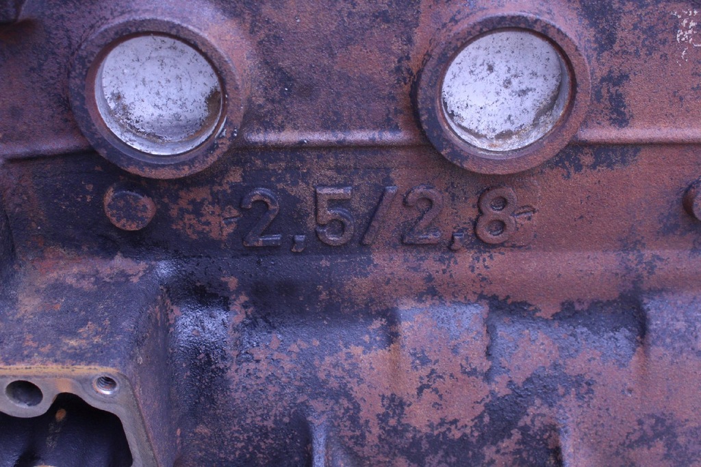 фото №8, Блок двигуна bmw e24 628