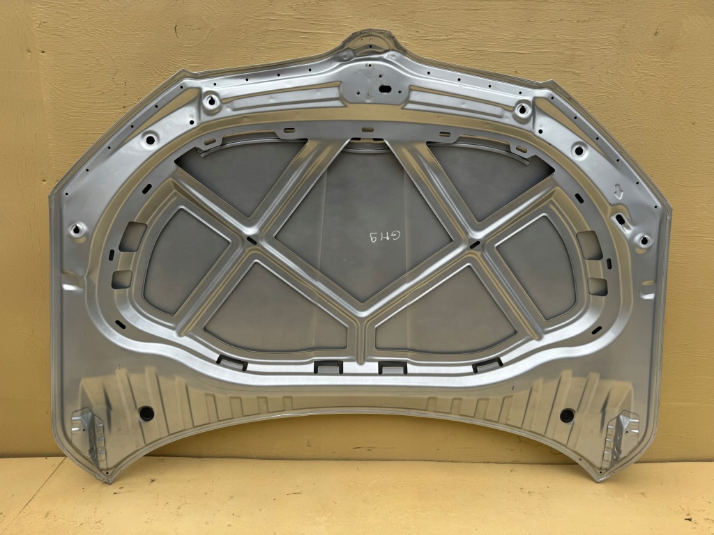 Skoda octavia 3 3 рестайлинг  16-20r капот крышка двигателя перед передняя Киев