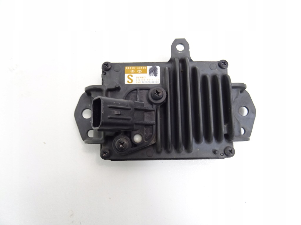 Lexus ux 250h радар distronic датчик датчик оригінал 88210-33120 Зі Шроту