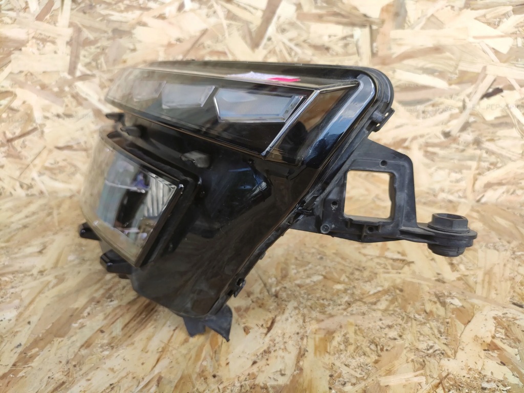 фото №9, Skoda kamiq 2021 лампы передние