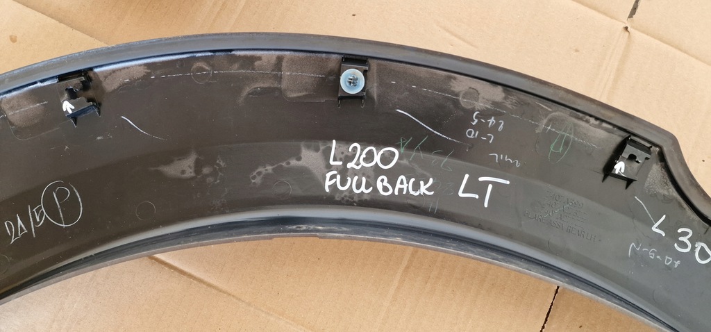 фото №8, Молдинг накладка крила l200 fullback ліва задня задня лівий