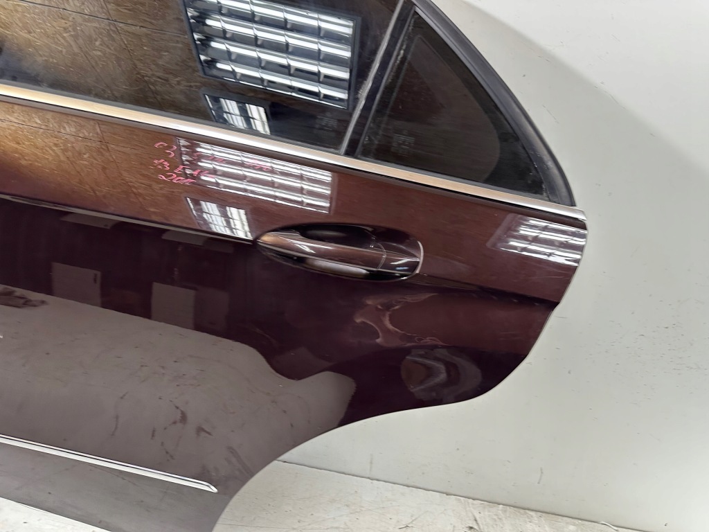 Дверь левая задний mercedes e-klasa 212 седан Цена