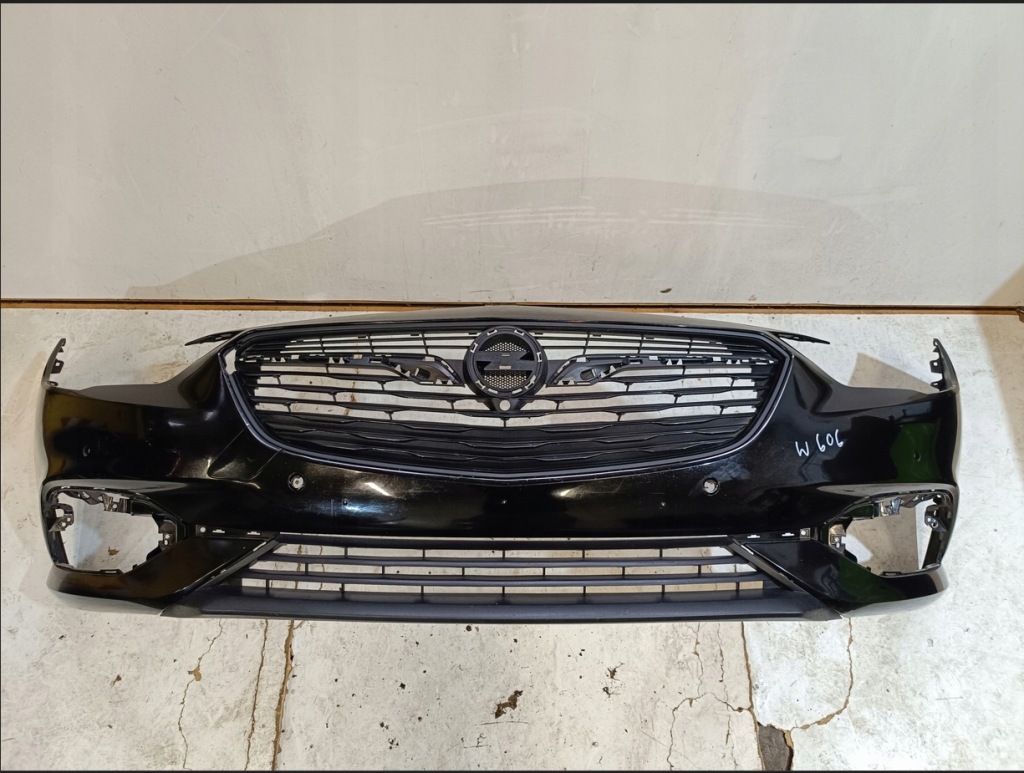 Купити Бампер решітка  opel insignia b 17+ перед nr w606
