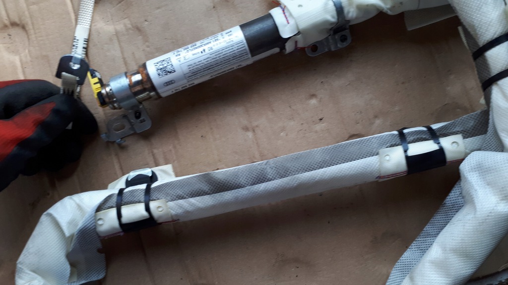 фото №5, S4 b8 a4 шторка безпеки повітряна подушка безпеки права 8k0880742f