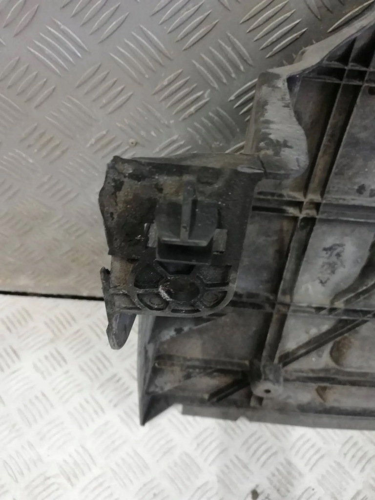 фото №6, Плита захист підвіска 748a03392r renault zoe