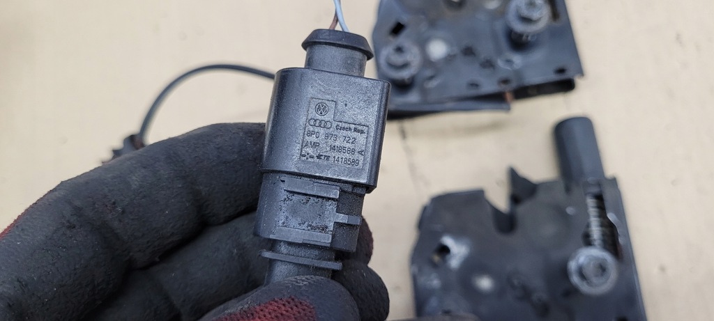 фото №7, A6 c7 4g s6 замок капот перед 4g0823509c s7 4g a7