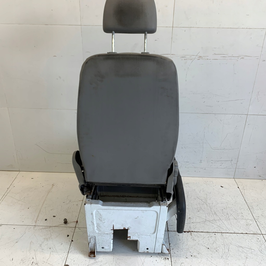 фото №11, Сиденье левая перед сиденье водителя + основание сиденье vw crafter i 2e 08r