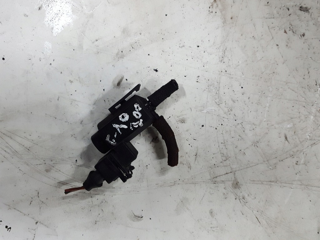 фото №1, Bmw f10 e90 e60 3.0 d n57 клапан вакуумa