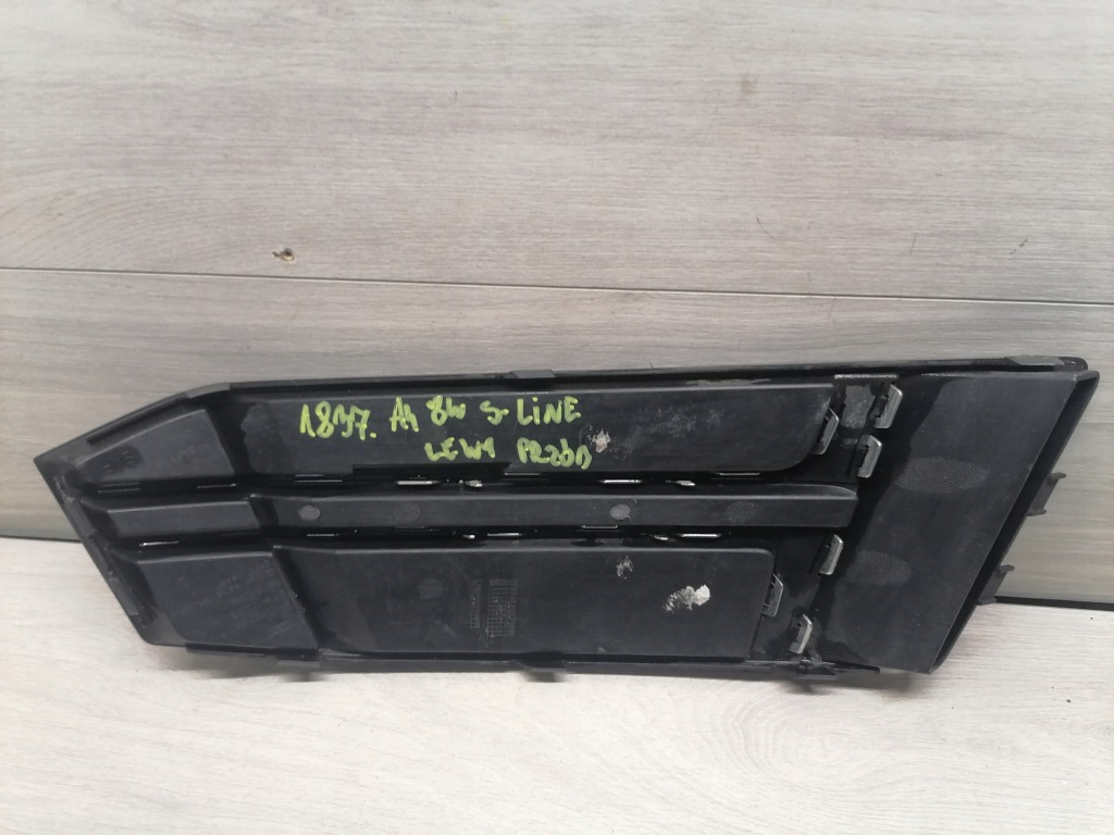 Audi a4 8w s-line решітка ліва перед 8w0807681f в Україні