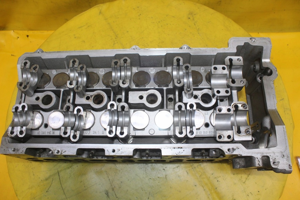 Головка левая mercedes ml w164 4.0 cdi 629.912 r6290162501 r6290160104 в Украине