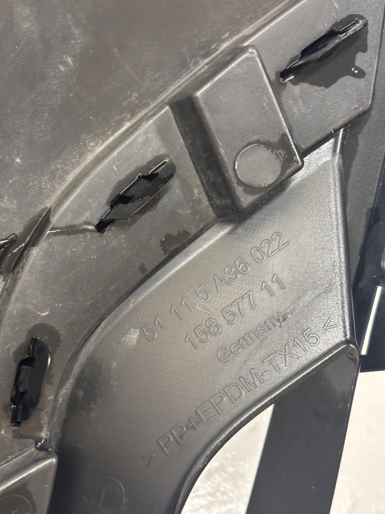 фото №13, Bmw 5 g60 g61 m-pakiet решётка бампера средняя перед 51115a36022 wys 24h