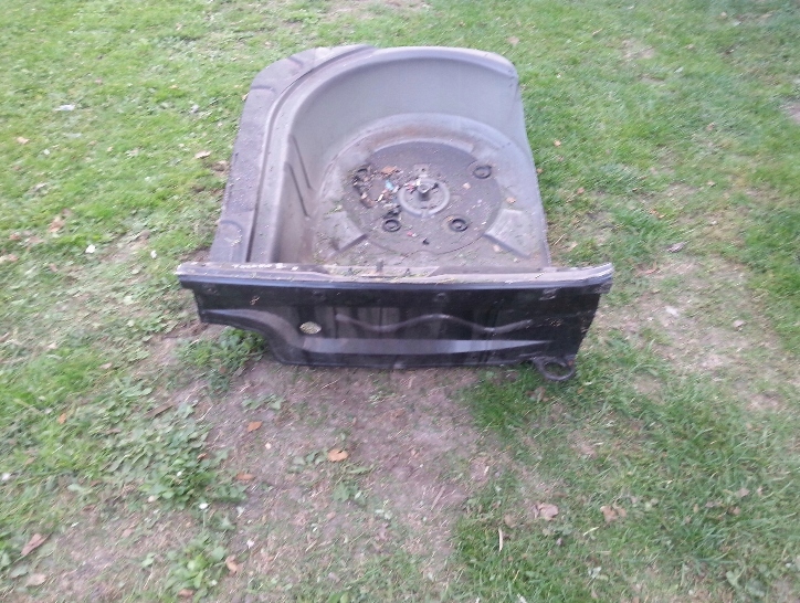 фото №1, Seat toledo ii 99-05 - pas задня ніша колеса