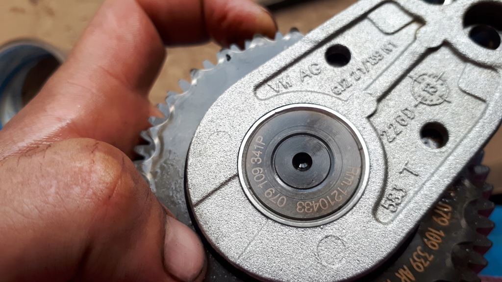 фото №5, S6 c7 4g a6 привід насоса оливи 4.0 tfsi s7 4g s8