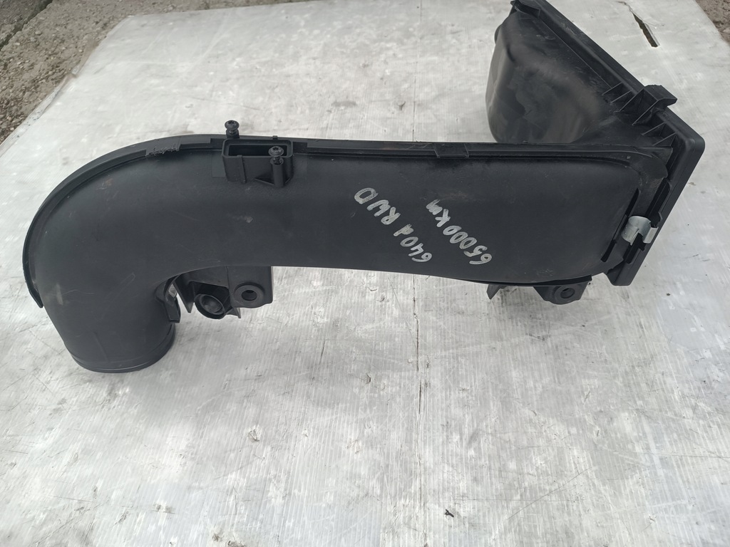 фото №6, Bmw f10 f11 f30 f25 3.0d труба кришка корпус фільтра повітря 70570576