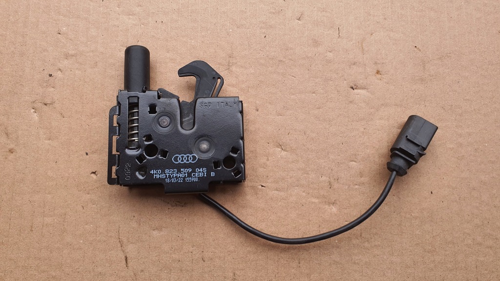 фото №1, Замок капот audi 4k0823509