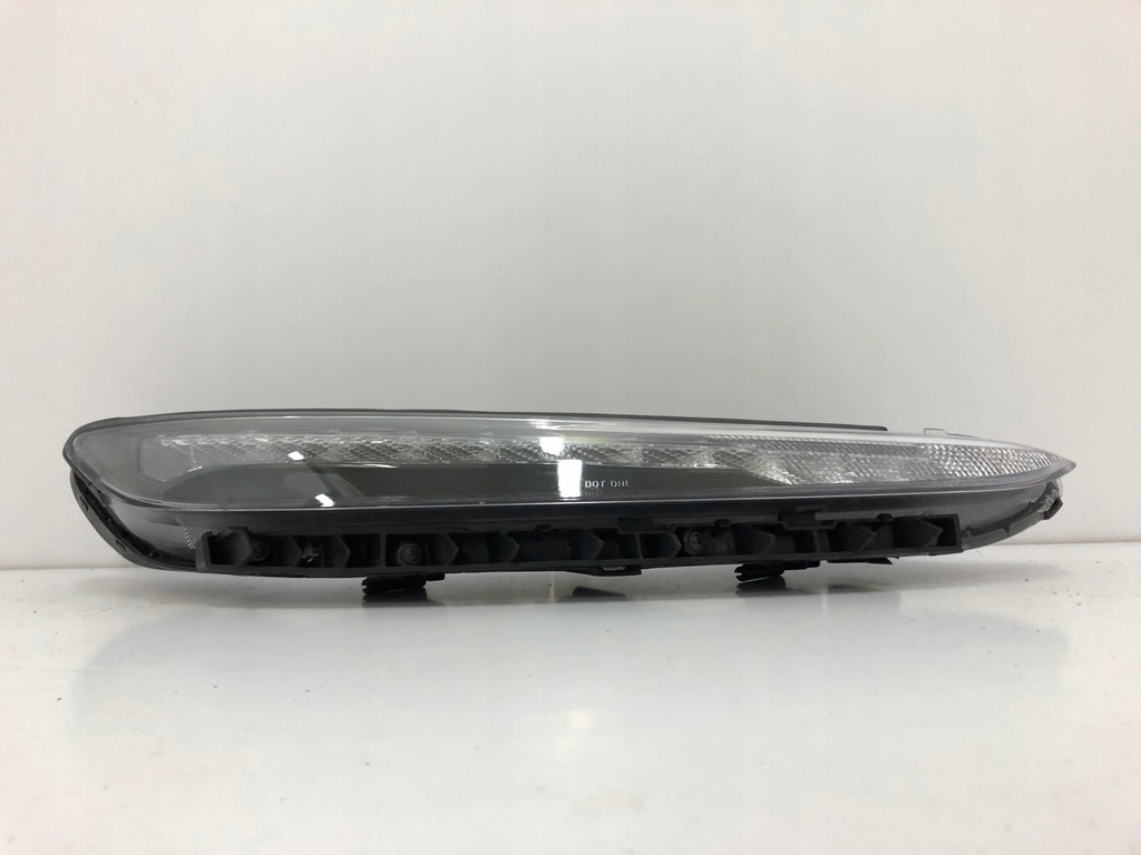 фото №1, Hyundai kona lift лампа передняя правая led верхний