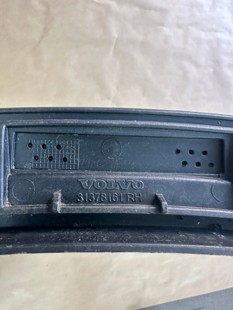 фото №11, Volvo xc90 ii молдинг крыло правая задняя 31378161