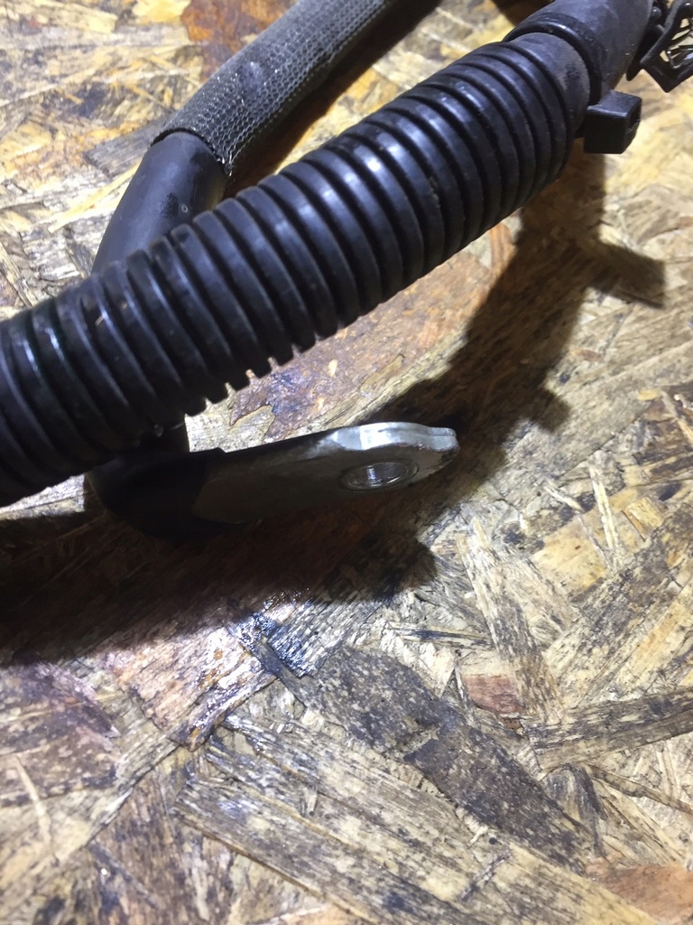 фото №6, Audi q7 4l шланг плюсовой аккумулятор 4l0971228