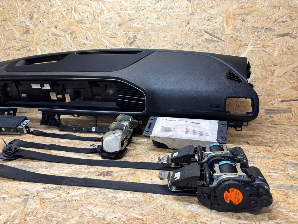 фото №9, Mercedes gle w167 coupe приборная панель панель  ремни комплект idealna оригинал подушка безопасности