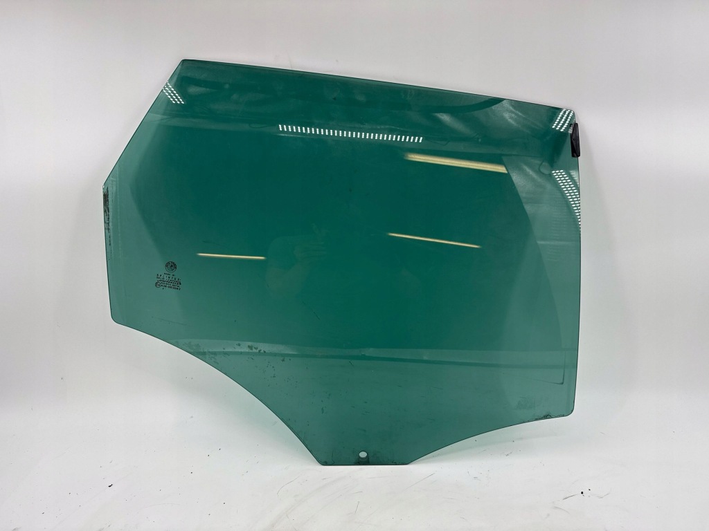 фото №1, Alfa romeo 159 2007 задняя сторона правая стекло дверь задних