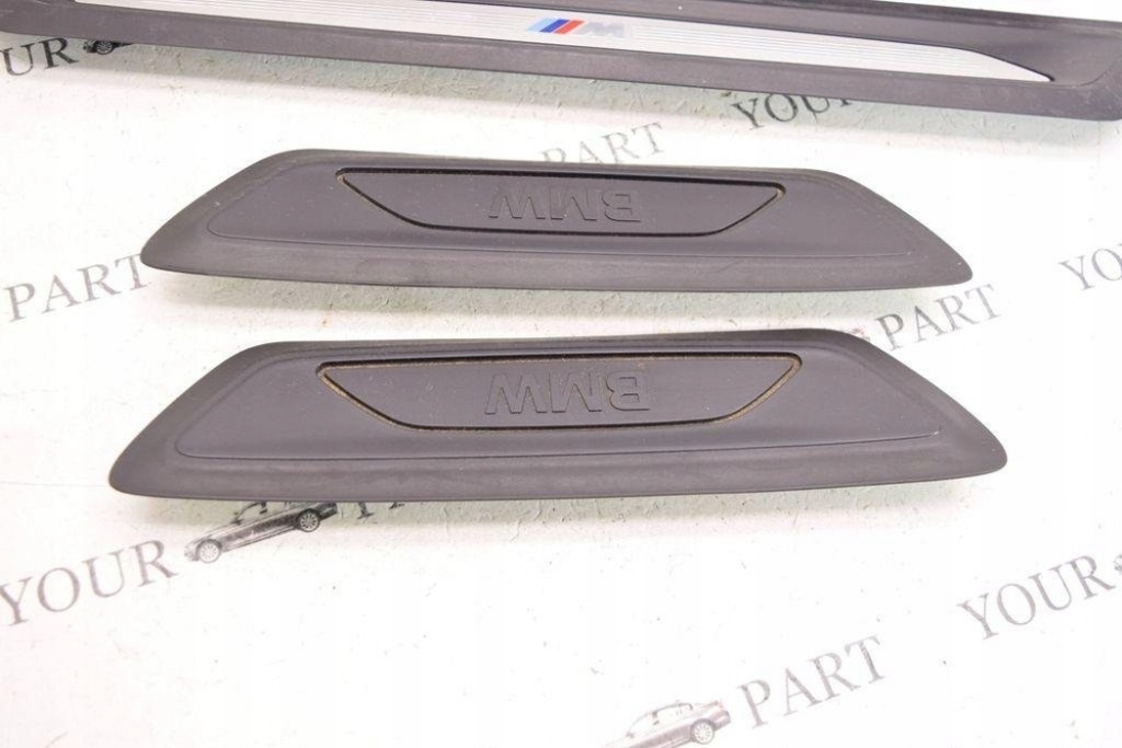 Передня ліва накладка декоративна порога  bmw x1 f48 8051037 2.0l бензиновий 2016 Ціна
