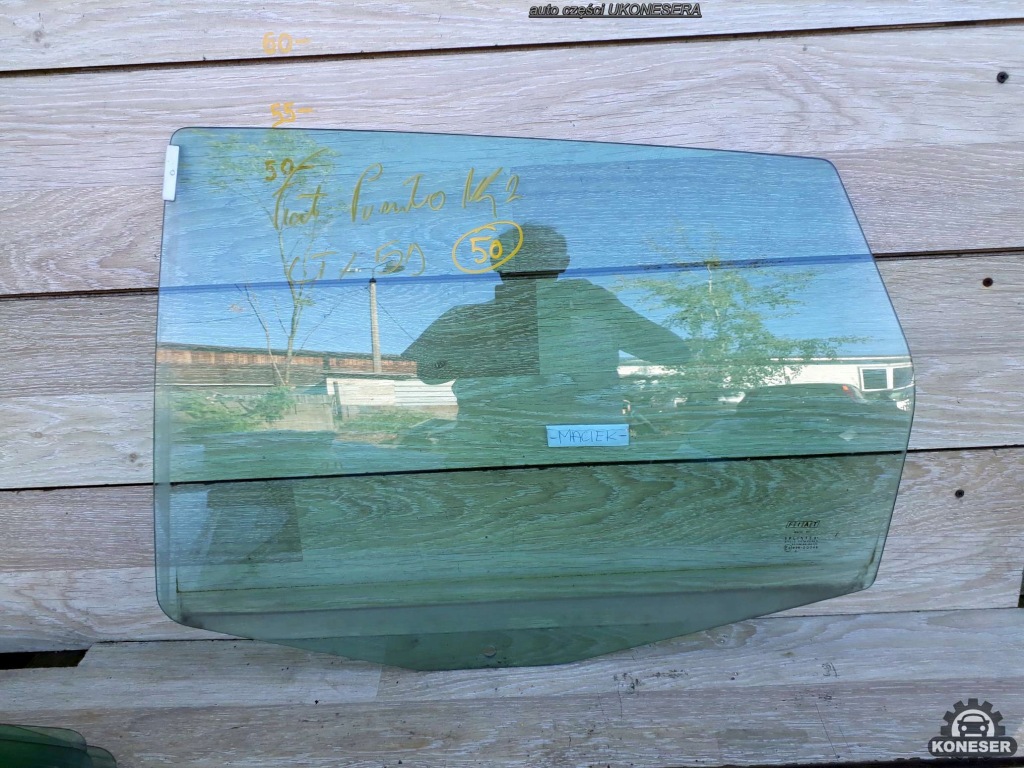 Купити Скло двері ліва задній fiat punto 2 5d