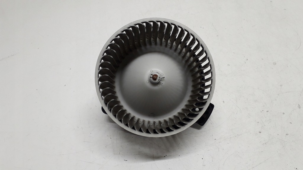 фото №12, Mazda 2 ii 02-07 воздуходувка вентилятор обдув