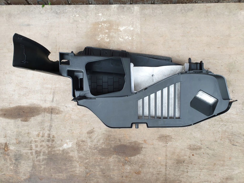 фото №9, Обивка обшивка багажника полка pas citroen ds5