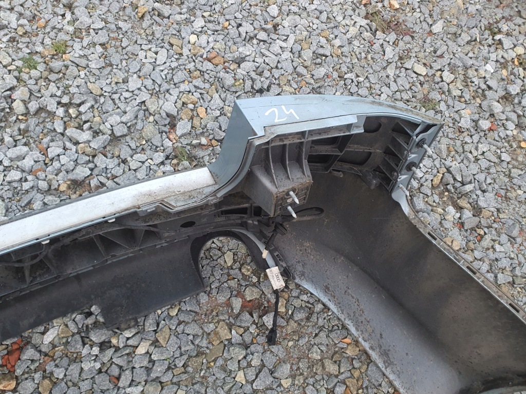 фото №11, Audi a4 b7 бампер задня sedan ly5j pdc!!! 24
